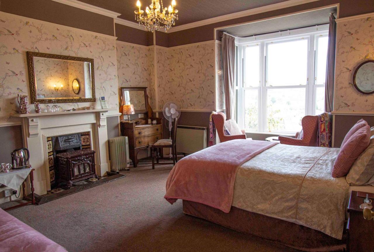 Penrose Bed & Breakfast Lostwithiel Bagian luar foto